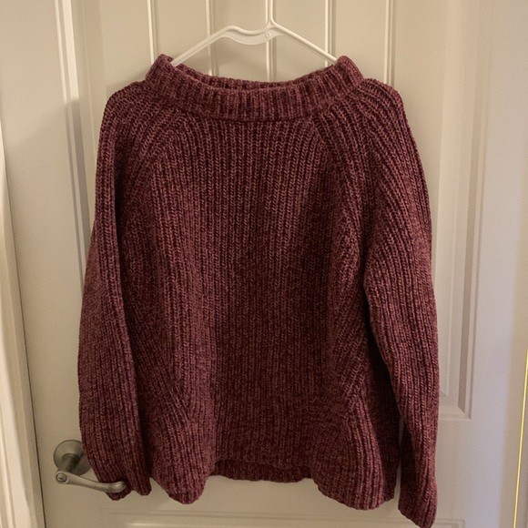 LOT #7 - Three XXL/2X Sweaters - Picture 2 of 11